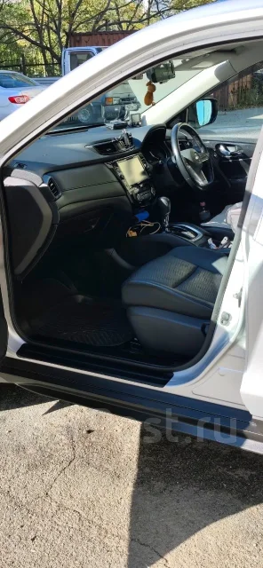 Nissan X-Trail. ��������, ��������, 2.0 (147��.�.), ������, 70 000����. �� ����