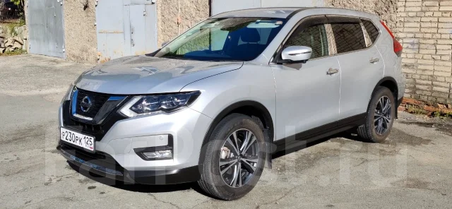 Nissan X-Trail. ��������, ��������, 2.0 (147��.�.), ������, 70 000����. �� ����