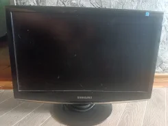 Samsung. 20", ���������� �� (LCD, LED, QLED) ����