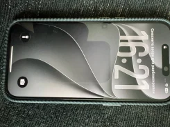Apple iPhone 15. �/�, 128 ��, ������, 3G, 4G LTE ����