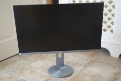 AOC. 27", ���������� �� (LCD, LED, QLED) ����