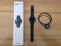 Samsung Galaxy Watch4 Classic ����