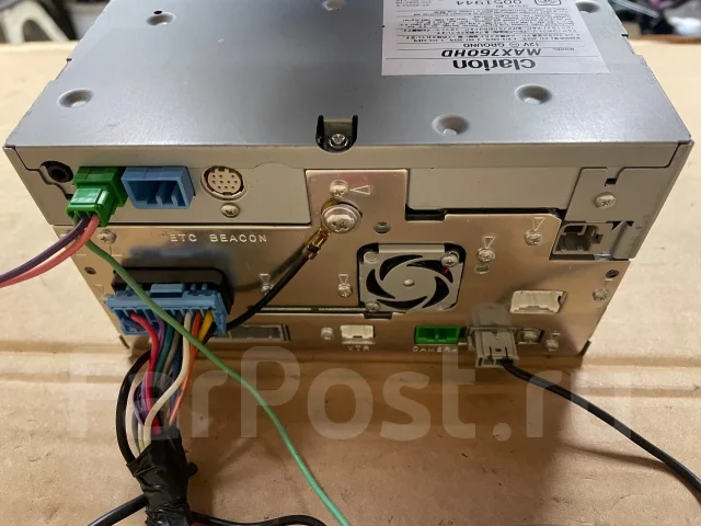 Clarion MAX760HD ����