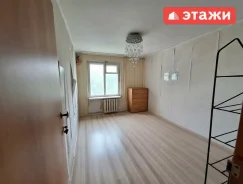 3-���������, ����� ��������� 32/3. ���, ���������, 70,7���.��., 6/9 ���� ����