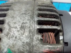 ��������� 12V / 180� - (���������: ��� 1 ����� �� �������) [�/�] VAG 059903015R 059903015R ����