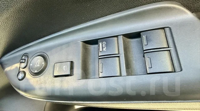 Honda Fit. �������, ��������, 1.5 (110��.�.), ������, 160 000����. �� ����