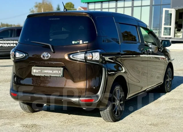 Toyota Sienta. �������, ��������, 1.5 (109��.�.), ������, 35 000����. �� ����
