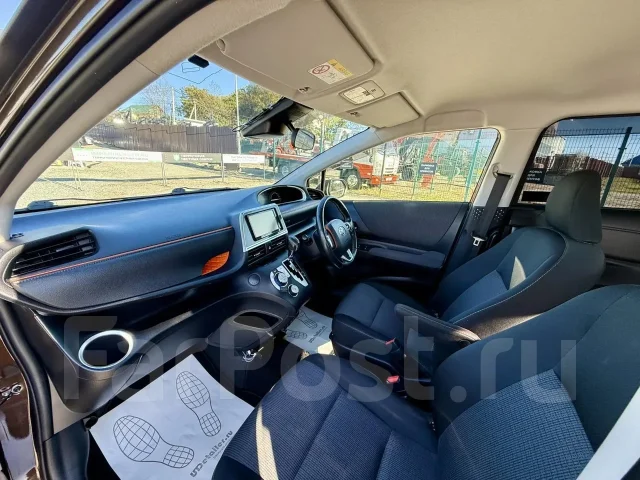 Toyota Sienta. �������, ��������, 1.5 (109��.�.), ������, 35 000����. �� ����