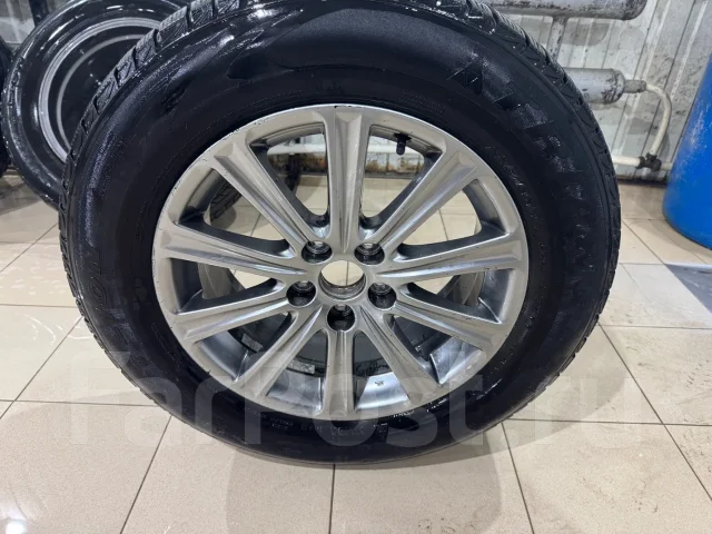 Lexus. 7.0x17", 5x114.3 ����