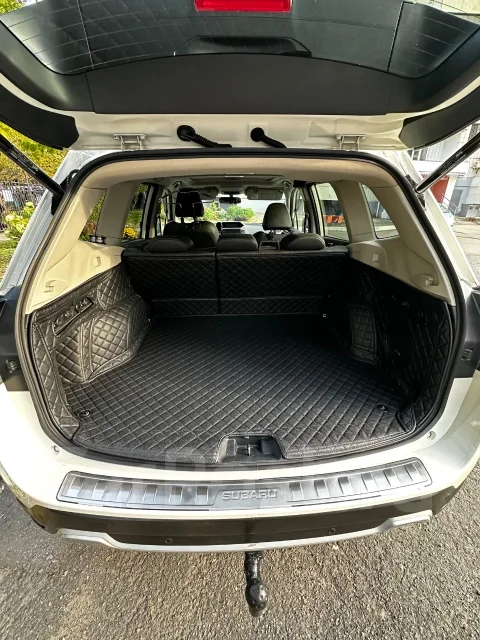 Subaru Forester. ��������, 4wd, 2.5 (184��.�.), ������, 130����. �� ����