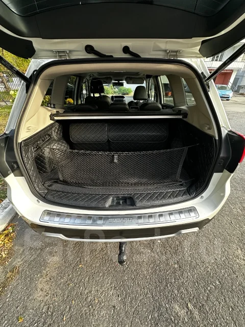 Subaru Forester. ��������, 4wd, 2.5 (184��.�.), ������, 130����. �� ����