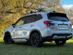Subaru Forester. ��������, 4wd, 2.5 (184��.�.), ������, 130����. �� ����