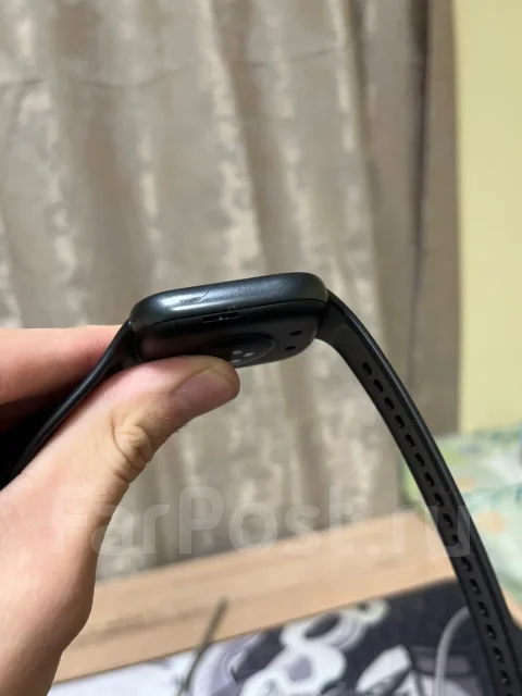 Honor. GPS, IP68 ����