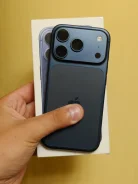 Apple iPhone 17 Pro. �/�, 256 ��, eSIM ����