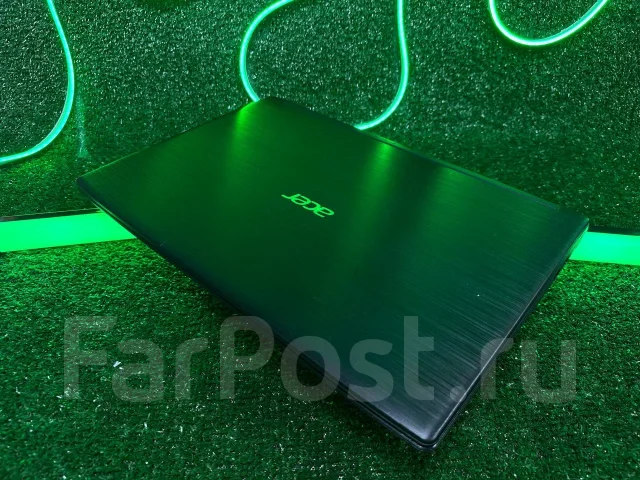Acer. 15.6", 3����, ��� 8 ��, ���� 250���, WiFi: 1, Bluetooth: 1, ����������� �� 1��. ����
