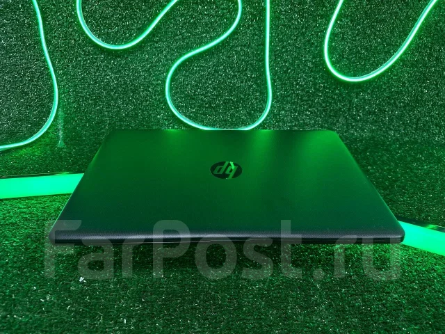 HP 15. 15.6", 3����, ��� 8 ��, ���� 250���, WiFi: 1, Bluetooth: 1, ����������� �� 2��. ����