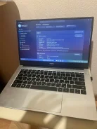 Huawei MateBook D 14. 14", 2,5����, ��� 8 ��, ���� 477���, WiFi: 1, Bluetooth: 1, ����������� �� 8��. ����