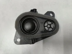 ������� � ������� Toyota RAV 4 2019- [8615042040] 8615042040 ����
