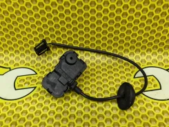 ����� ����� ��������� Volkswagen Polo 5C6810773H 5 5C6810773H ����