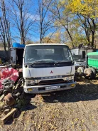Mitsubishi Fuso Canter ����