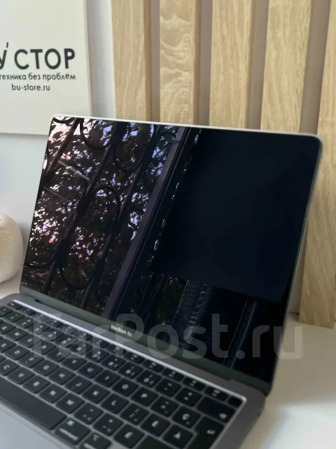 Apple MacBook Air 13 2020. 13.3", ��� 8 ��, ���� 256���, ����������� �� 9��. ����
