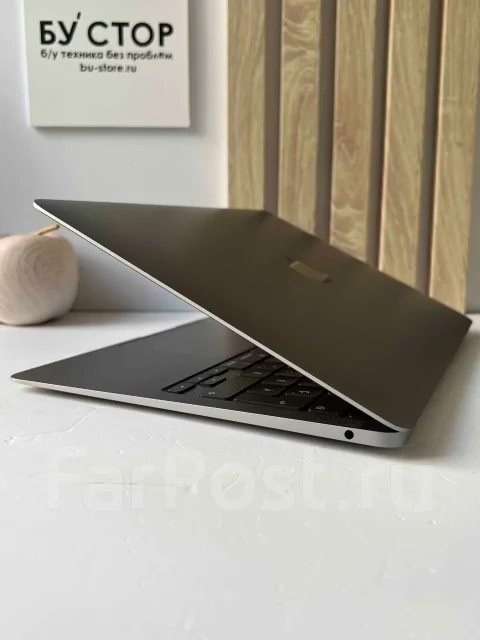 Apple MacBook Air 13 2020. 13.3", ��� 8 ��, ���� 256���, ����������� �� 9��. ����