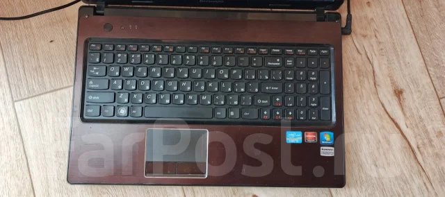 Lenovo G570. 15.6", 2,5����, ��� 4 ��, ���� 500���, WiFi: 1, ����������� �� 1��. ����