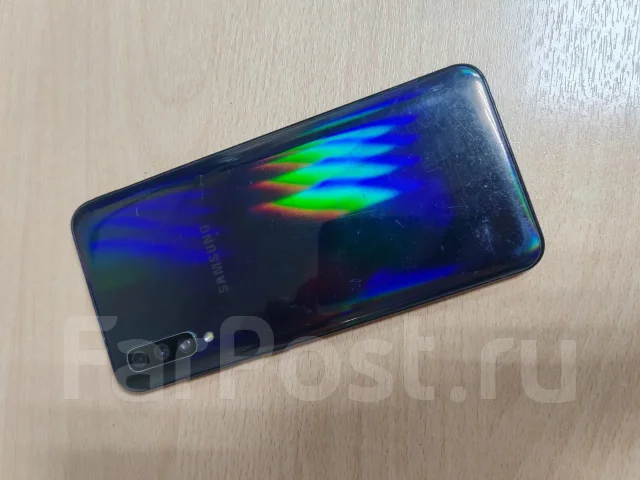 Samsung Galaxy A50. �/�, 64 ��, ����������, 3G, 4G LTE, Dual-SIM, NFC ����