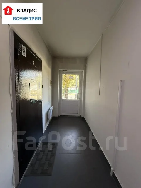 ������ ���������. 69.7��&sup2;, ����� �������� 83, �-� �����, 1/3, ��������� ���� ����