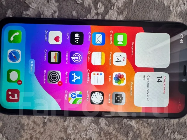 Apple iPhone 11. �/�, 64 ��, ������, 3G, 4G LTE ����