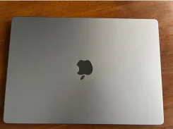 Apple MacBook Pro 16 2021. 16", WiFi: 1, Bluetooth: 1 ����