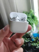Apple AirPods 4 ANC ����