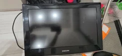 Samsung. LCD (��) ����