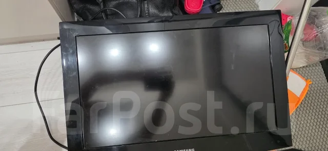 Samsung. LCD (��) ����