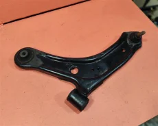 ����� Suzuki Vitara II 2018�2026 [4520261M00], ����� �������� 4520261M00 ����