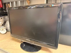 Samsung. 23.6" ����