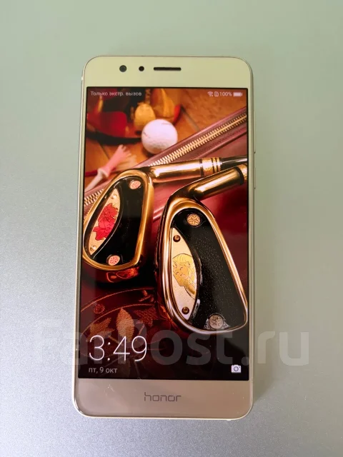 Honor 8. �/�, 64 ��, �������, 4G LTE, Dual-SIM, NFC ����