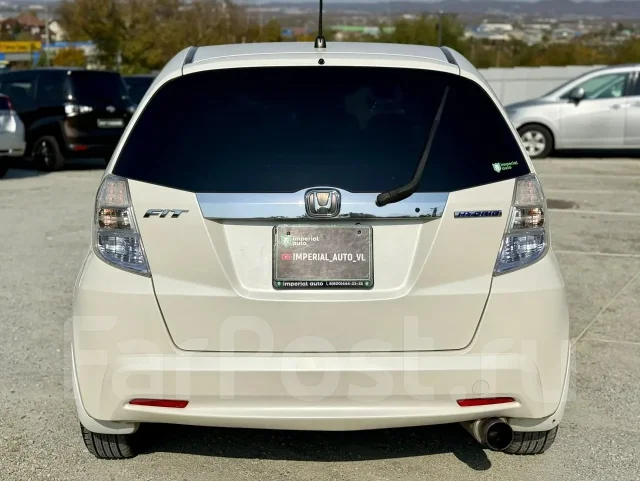 Honda Fit. �������, ��������, 1.3 (88��.�.), ������, 189 000����. �� ����