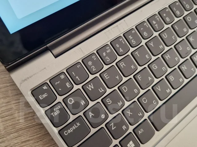 Lenovo IdeaPad. 10.1", 1,1����, ��� 4 ��, ���� 120���, WiFi: 1, Bluetooth: 1, ����������� �� 6��. ����