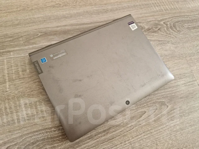 Lenovo IdeaPad. 10.1", 1,1����, ��� 4 ��, ���� 120���, WiFi: 1, Bluetooth: 1, ����������� �� 6��. ����