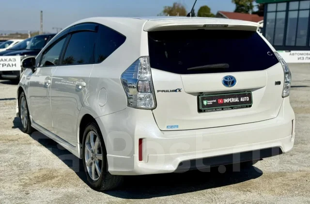 Toyota Prius a. �������, ��������, 1.8 (99��.�.), ������, 263 000����. �� ����