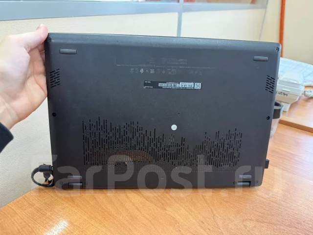 MSI Modern 14. 14", 1,8����, ��� 8 ��, ���� 512���, WiFi: 1, Bluetooth: 1 ����