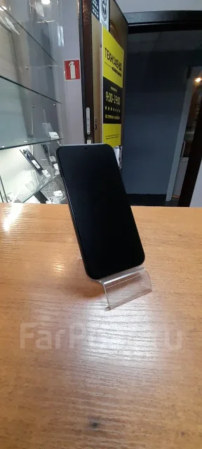 OnePlus 15. �����, 512 ��, ������, 4G LTE, 5G, Dual-SIM, NFC, ������� ������� ����