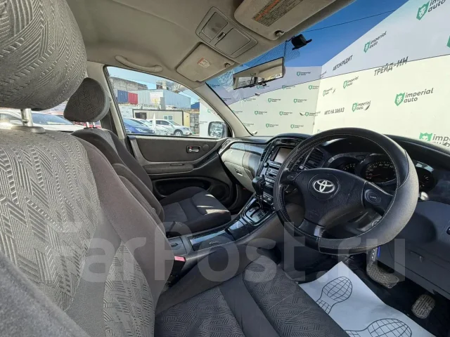 Toyota Kluger V. �������, 4wd, 2.4 (160��.�.), ������, 180 000����. �� ����