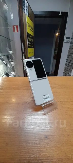 OPPO Find N3 Flip. �/�, 512 ��, �����, 4G LTE, Dual-SIM, NFC, ������� ������� ����