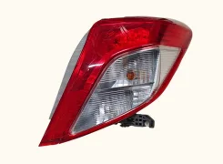 ������ ������ ������ Toyota Vitz (��130), 2010-2014� 52-228 ����