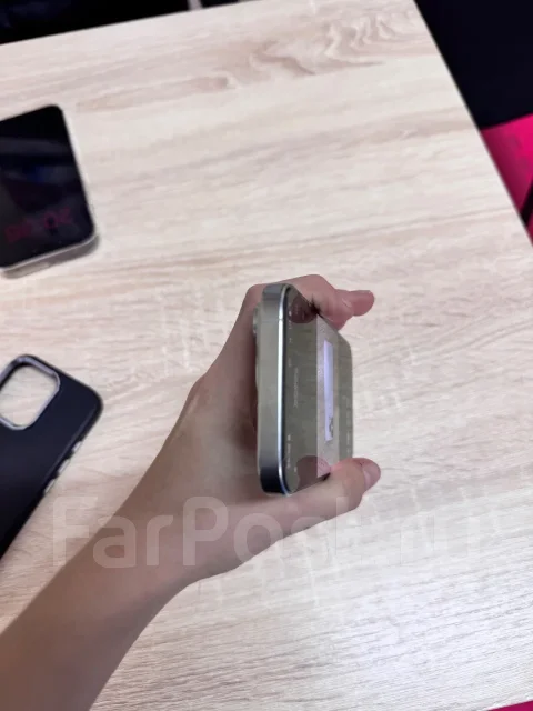 Apple iPhone 16 Pro. �/�, 256 ��, �����, 5G ����