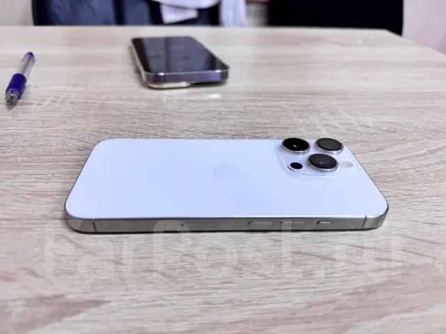 Apple iPhone 16 Pro. �/�, 256 ��, �����, 5G ����