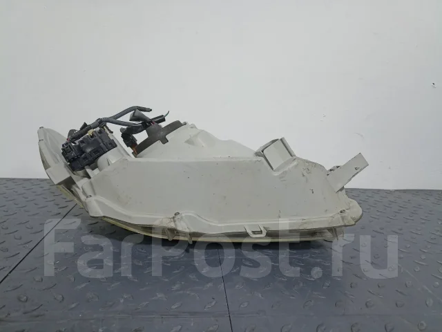 ���� Toyota Corolla AXIO, Corolla Fielder, ����� 8117012C80 ����