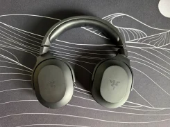 Razer Barracuda X ����